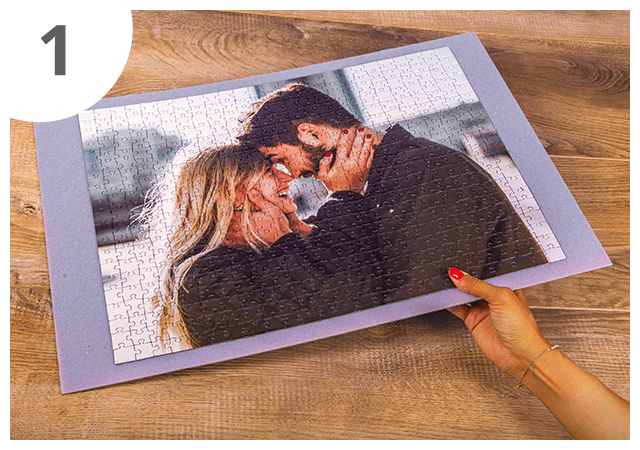 Instructions how to use puzzle frame 1st step