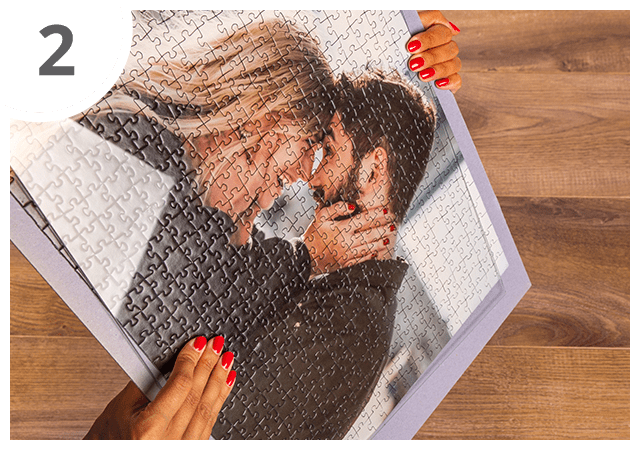 Instructions how to use puzzle frame 2nd step